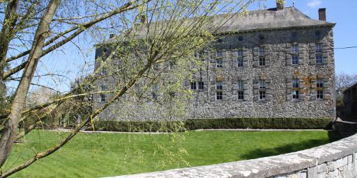 The hundred windows house in Ocquier